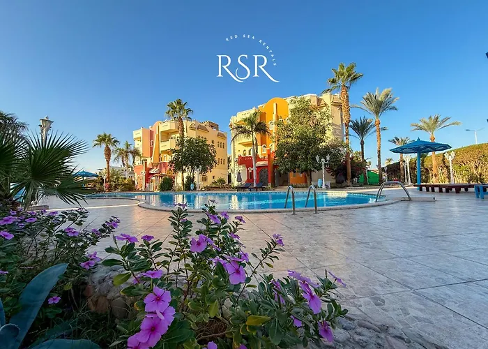 Superior 02 Bedroom With Swimming Pool And Garden Hurghada