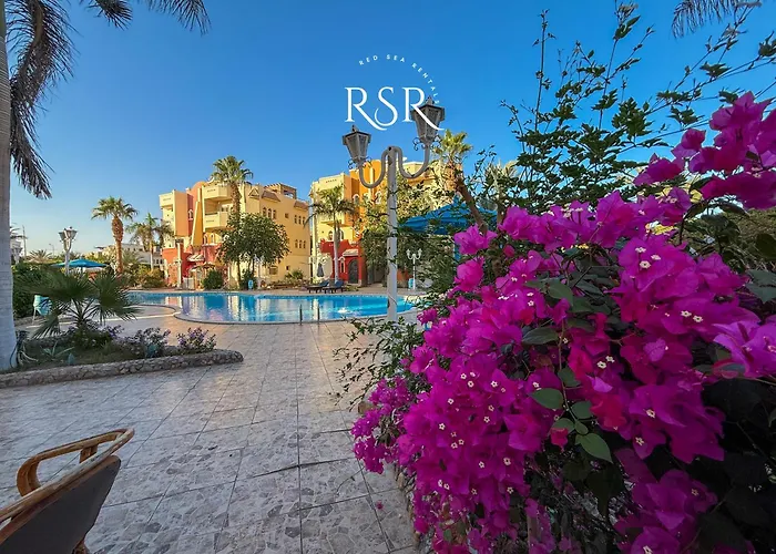 Superior 02 Bedroom With Swimming Pool And Garden Hurghada