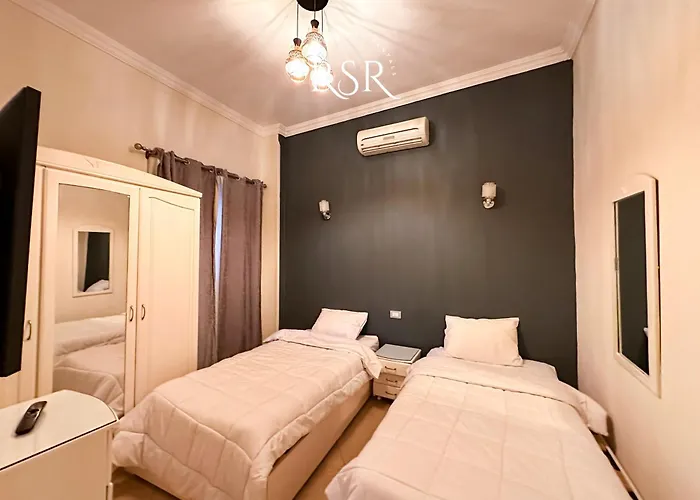 Superior 02 Bedroom With Swimming Pool And Garden Apartamento Hurghada
